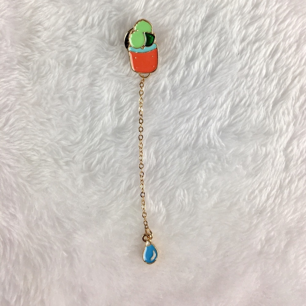 3/$23 NEW! Cactus Cup brooch pin🌵